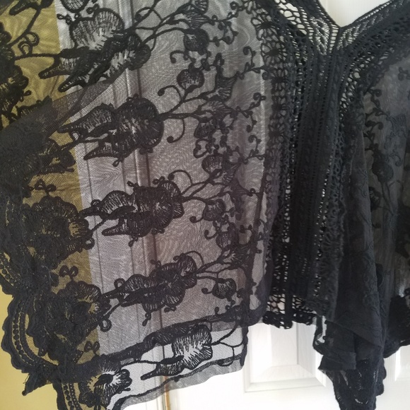 Cupio Sheer Black Lace Oversized Top - Picture 6 of 6